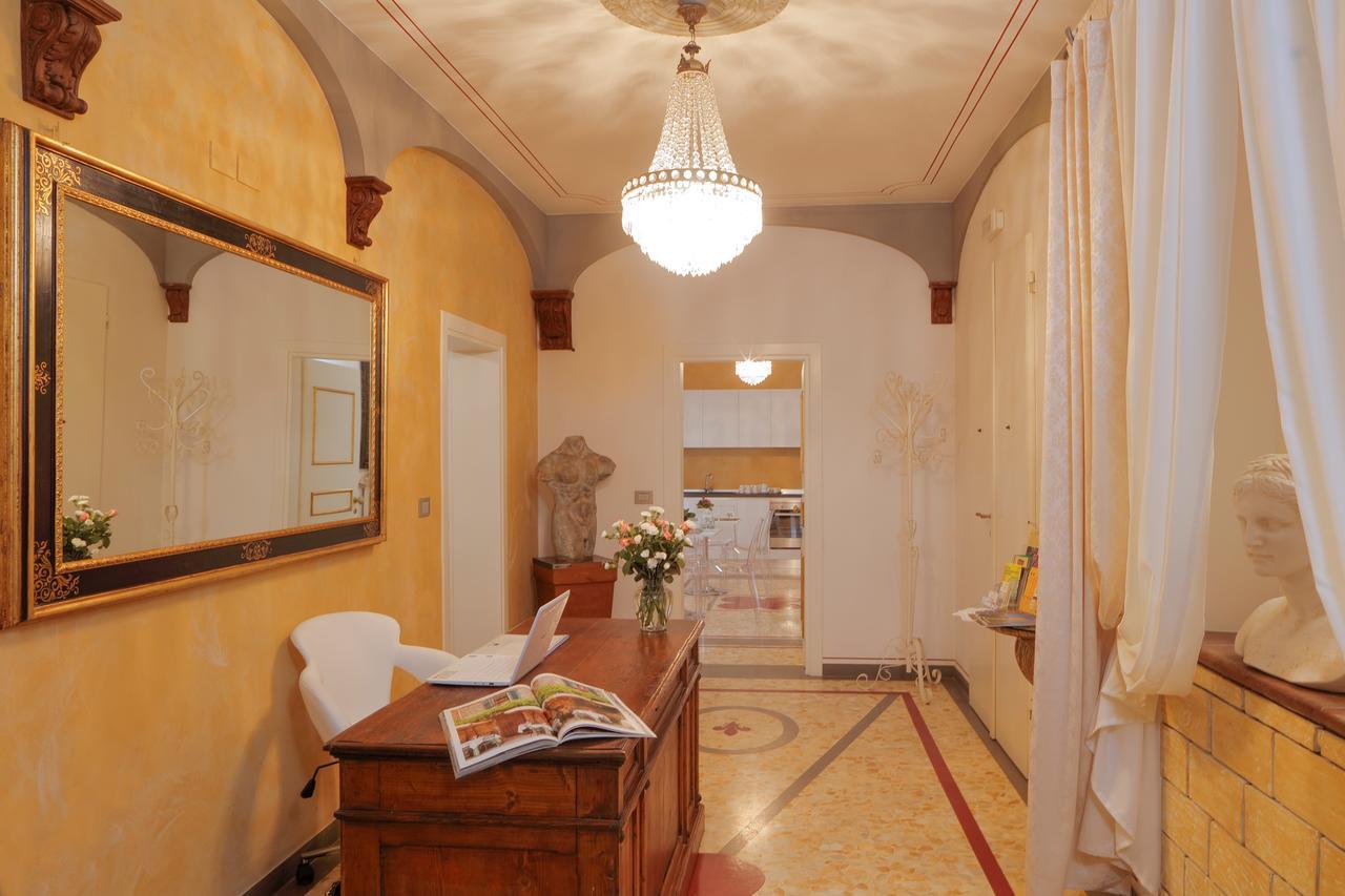 מונטווארקי Palazzo Mari Suite & Rooms B&B מראה חיצוני תמונה